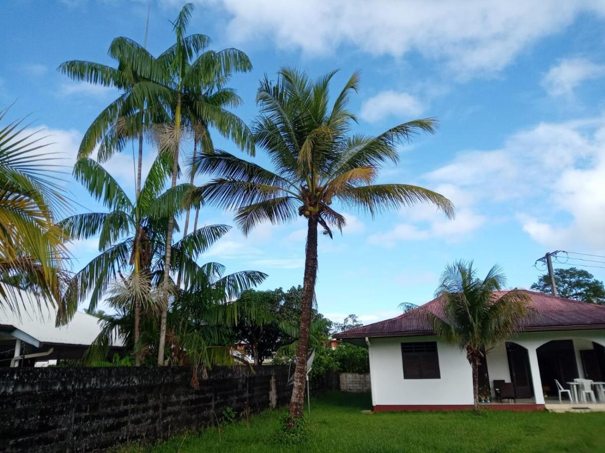 La Douce Demeure Acomodação com café da manhã Matoury Exterior foto